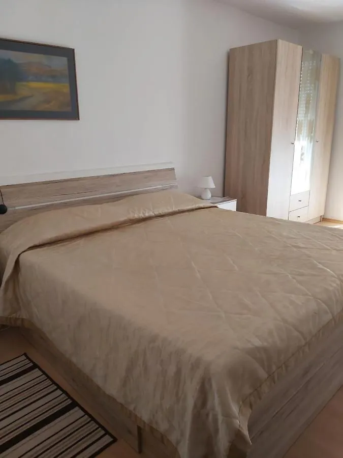 Apartment Mirela Zadar